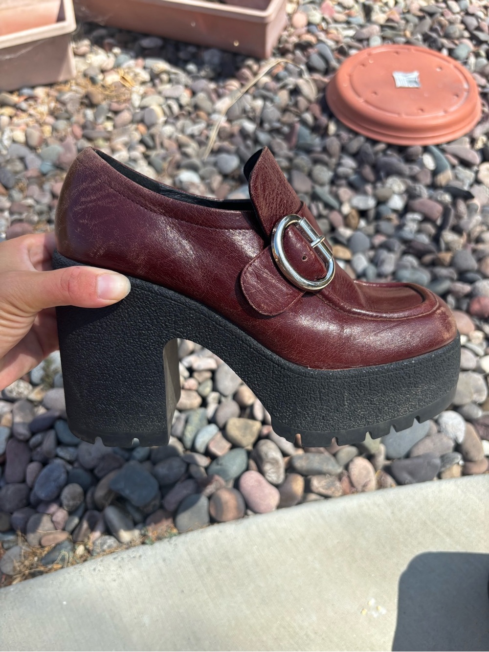 Platforms - Picture 12 of 12